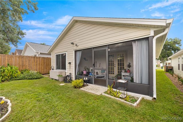 3922 NE 22nd Lane, Ocala, FL 34470