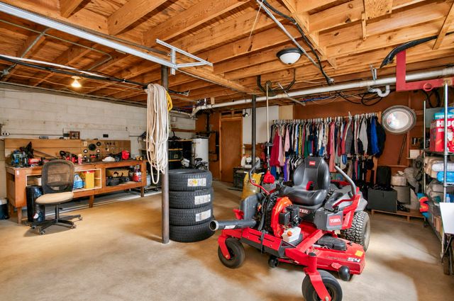 181 Greenwood Dr, La Vergne, TN 37086