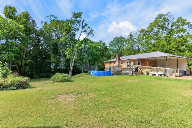 181 Greenwood Dr, La Vergne, TN 37086