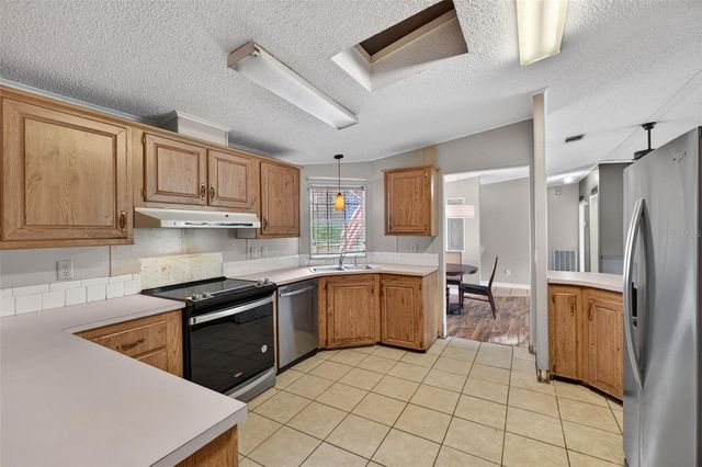 37043 TRILBY ROAD, Dade City, FL 33523