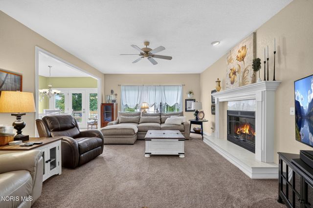26807 Riverford Drive, Perrysburg, OH 43551