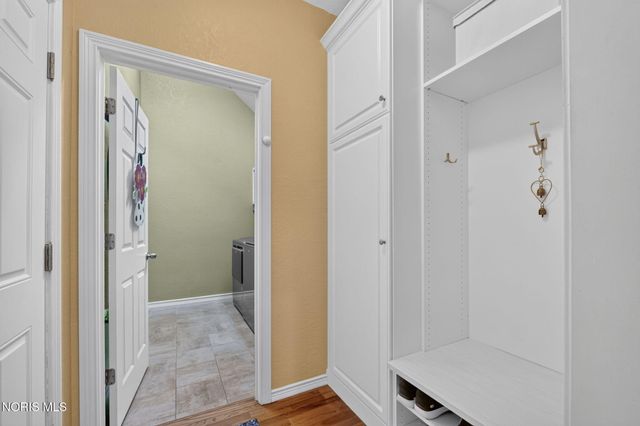 26807 Riverford Drive, Perrysburg, OH 43551