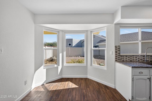 6910 E KELTON Lane, Scottsdale, AZ 85254