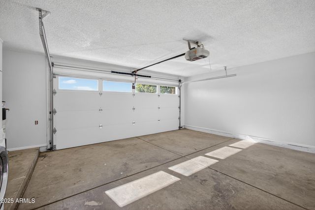 6910 E KELTON Lane, Scottsdale, AZ 85254