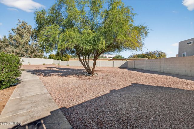 6910 E KELTON Lane, Scottsdale, AZ 85254