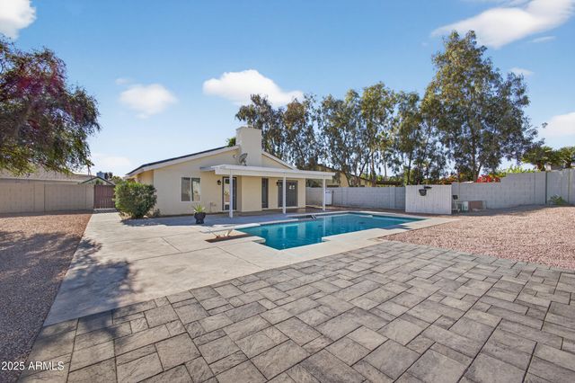 6910 E KELTON Lane, Scottsdale, AZ 85254