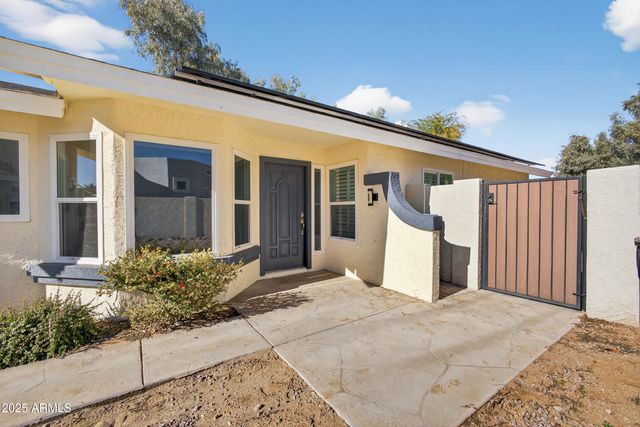 6910 E KELTON Lane, Scottsdale, AZ 85254