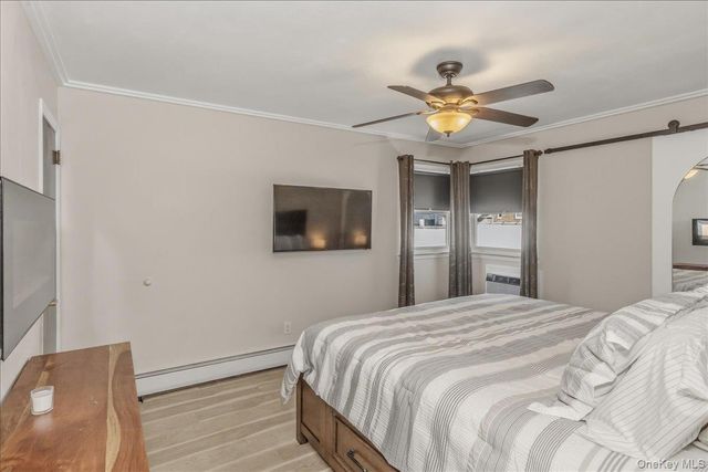 9 Raisig Avenue, Valley Stream, NY 11580
