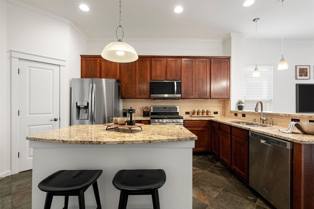 2008 McCloskey ST, Austin, TX 78723