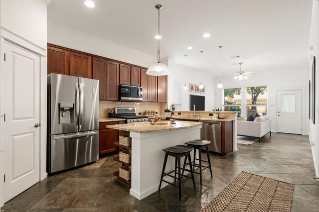 2008 McCloskey ST, Austin, TX 78723