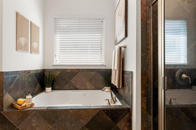 2008 McCloskey ST, Austin, TX 78723