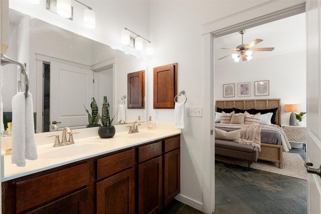 2008 McCloskey ST, Austin, TX 78723