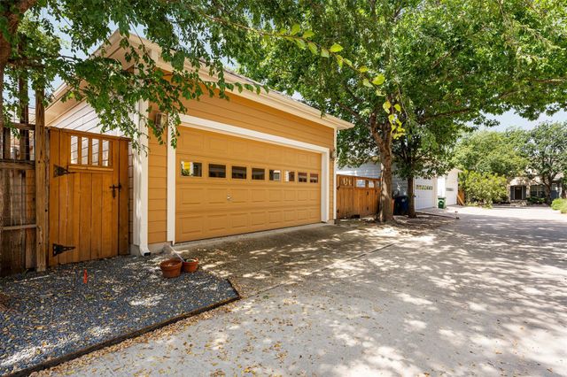 2008 McCloskey ST, Austin, TX 78723