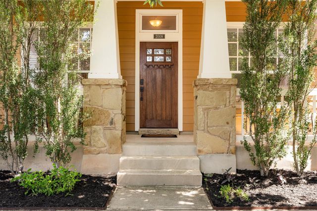 2008 McCloskey ST, Austin, TX 78723