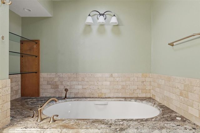 6340 Weavers Corner Road, Noble, OK 73068