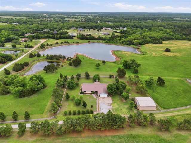 6340 Weavers Corner Road, Noble, OK 73068