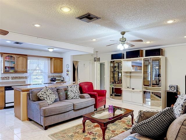 14898 Fairwind Ln, Delray Beach, FL 33484