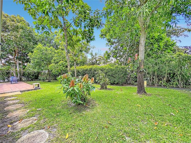 14898 Fairwind Ln, Delray Beach, FL 33484