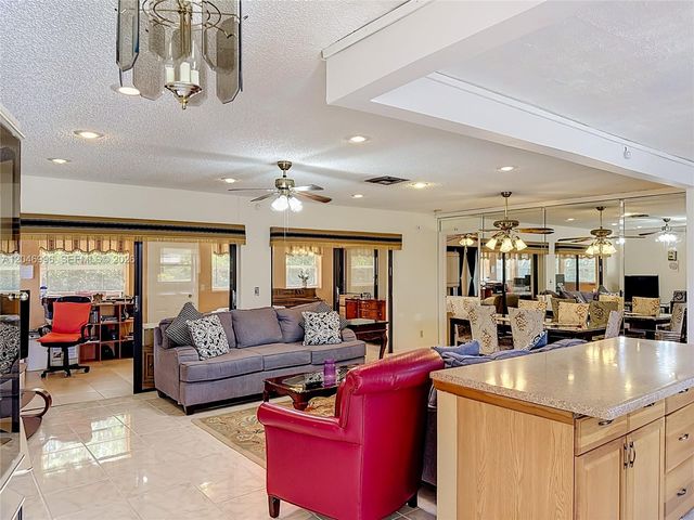 14898 Fairwind Ln, Delray Beach, FL 33484