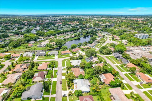 14898 Fairwind Ln, Delray Beach, FL 33484