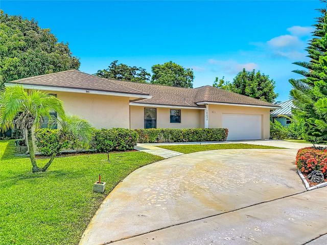 14898 Fairwind Ln, Delray Beach, FL 33484