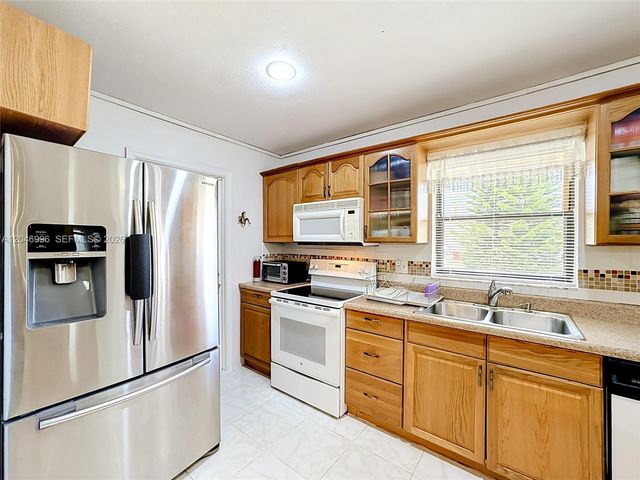 14898 Fairwind Ln, Delray Beach, FL 33484