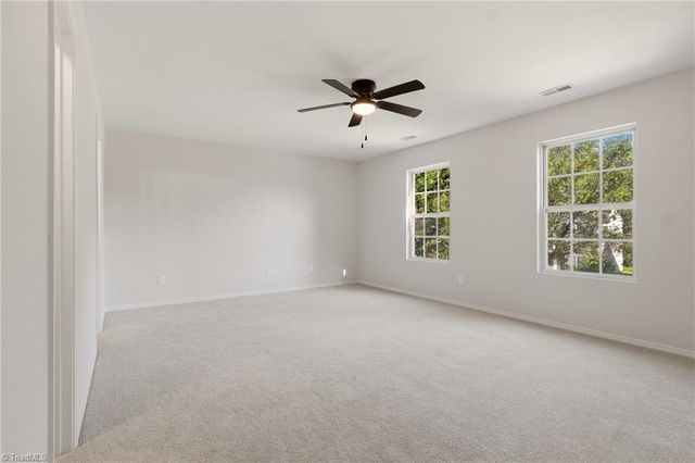 4576 Vernon Farms Boulevard, Kernersville, NC 27284