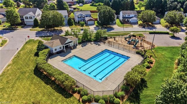 4576 Vernon Farms Boulevard, Kernersville, NC 27284
