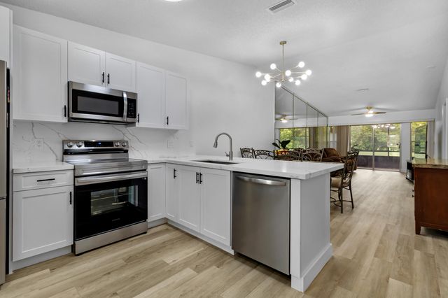 18567 Egret Way, Boca Raton, FL 33496