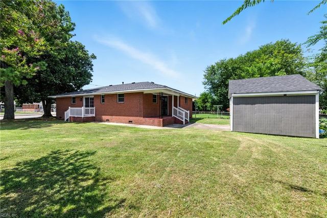 2411 Effingham ST, Portsmouth, VA 23704