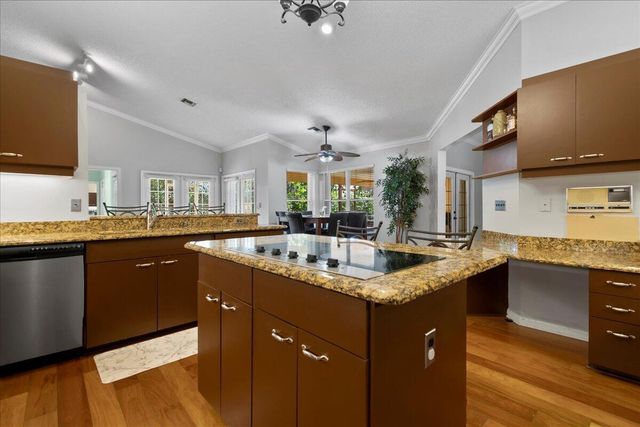 13557 Northumberland Circle, Wellington, FL 33414