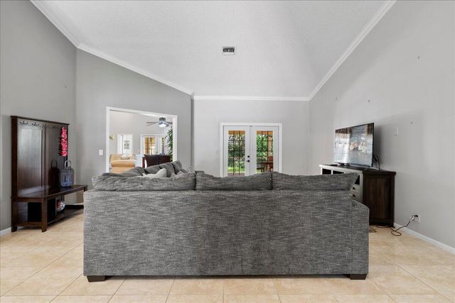 13557 Northumberland Circle, Wellington, FL 33414