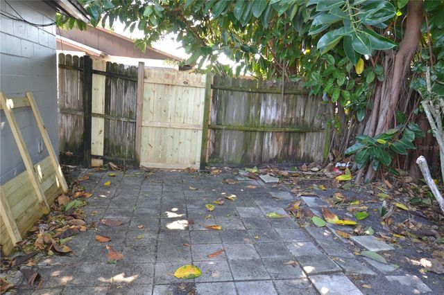 2143 CHATLIN ROAD, Holiday, FL 34691