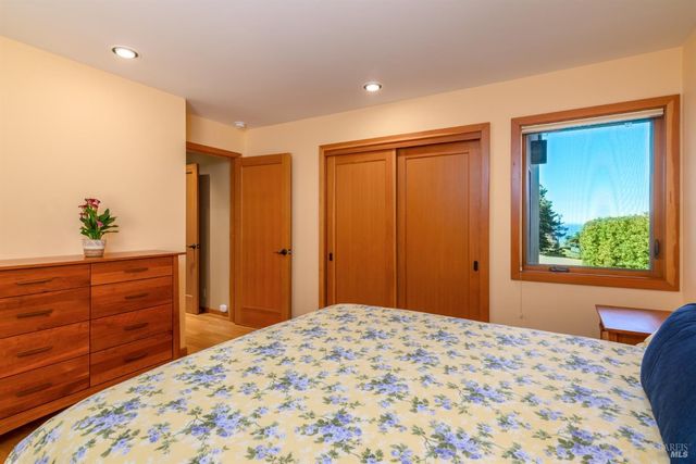 135 Larkspur Close, The Sea Ranch, CA 95497