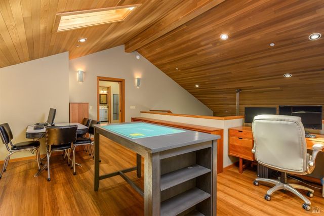 135 Larkspur Close, The Sea Ranch, CA 95497