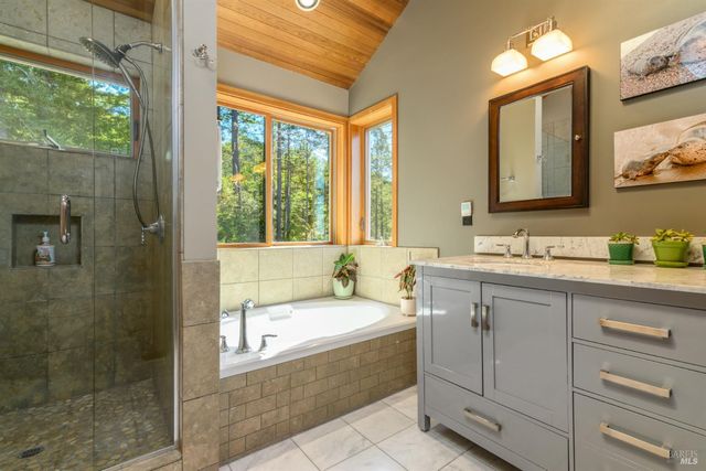 135 Larkspur Close, The Sea Ranch, CA 95497