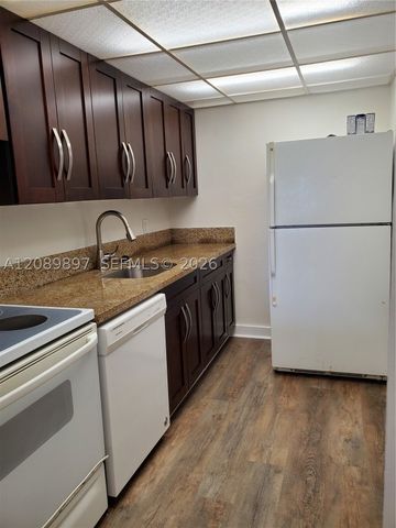 1230 NE 139th St 409, North Miami, FL 33161