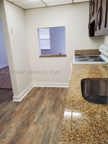 1230 NE 139th St 409, North Miami, FL 33161