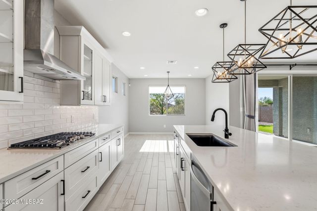 11397 N Baja Place, Oro Valley, AZ 85742