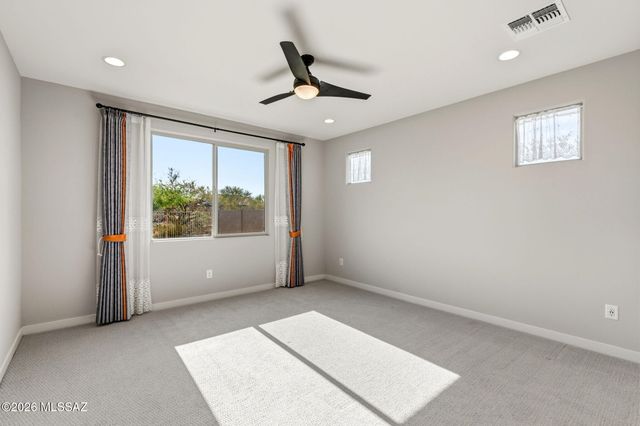 11397 N Baja Place, Oro Valley, AZ 85742