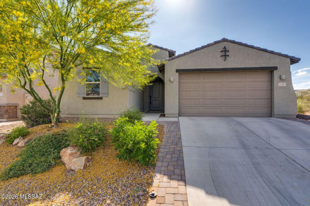 11397 N Baja Place, Oro Valley, AZ 85742