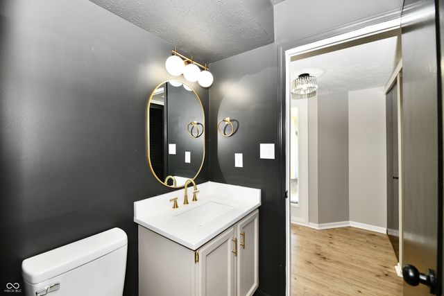 4721 Charrington Circle, Indianapolis, IN 46254