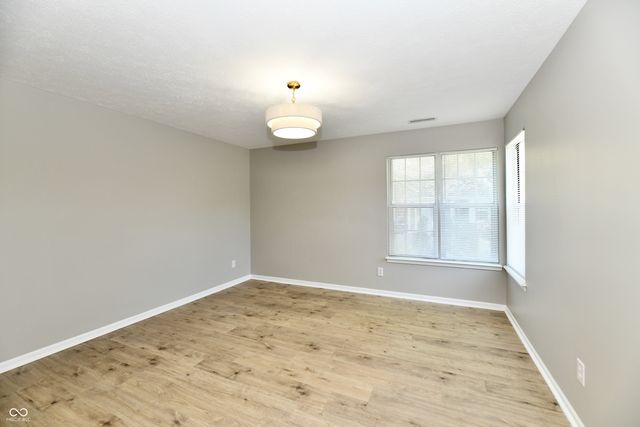 4721 Charrington Circle, Indianapolis, IN 46254