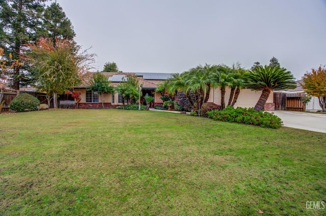 4908 Laurel Springs Drive, Bakersfield, CA 93308