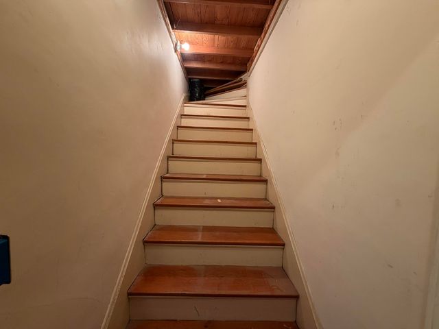 1909 Nicholasville Road, Lexington, KY 40503