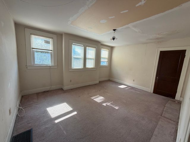 1909 Nicholasville Road, Lexington, KY 40503