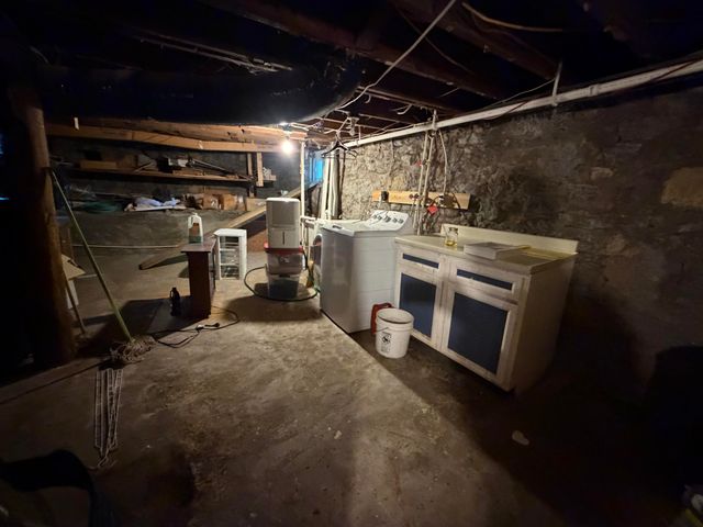 1909 Nicholasville Road, Lexington, KY 40503