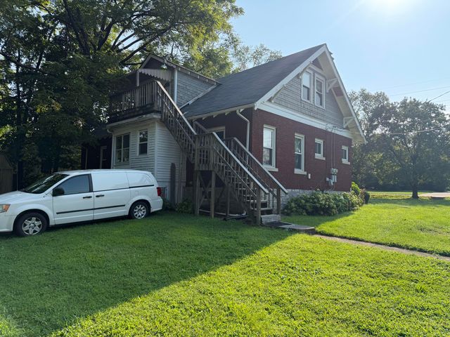 1909 Nicholasville Road, Lexington, KY 40503