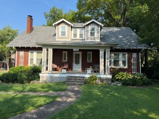1909 Nicholasville Road, Lexington, KY 40503
