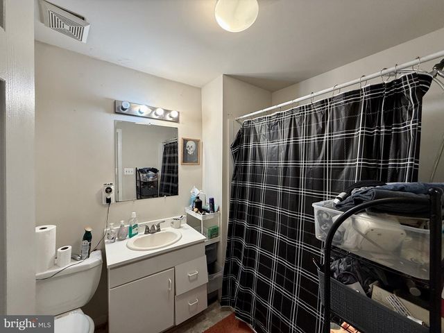 6920 HOVINGHAM CT, Centreville, VA 20121